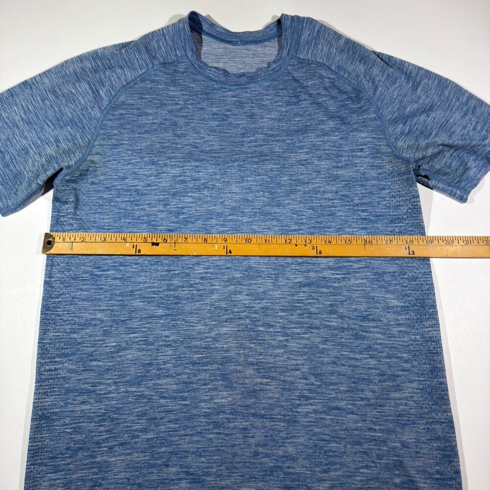 Lululemon Men’s Metal Vent Tech Short Sleeve Size Medium Workout Run Summer - Picture 7 of 7
